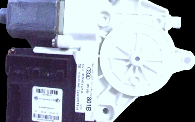 Cam Motor Comple Ön Sol – Audi – A3 (8P0959801F)