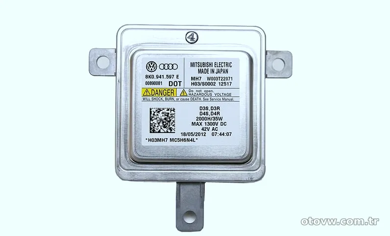 Xenon Beyni D3S Tüm Yeni Modelleri - A4 - A7 - Orjinal - 8K0941597