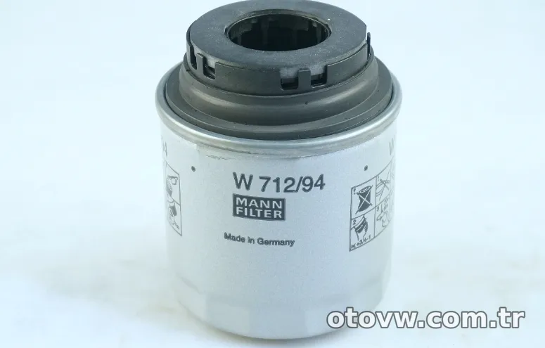 Yağ Filtresi - CBZB - Motor - 1.2 TDİ - Leon - 2006 - 2013 - BOSCH - 03C115561D-30