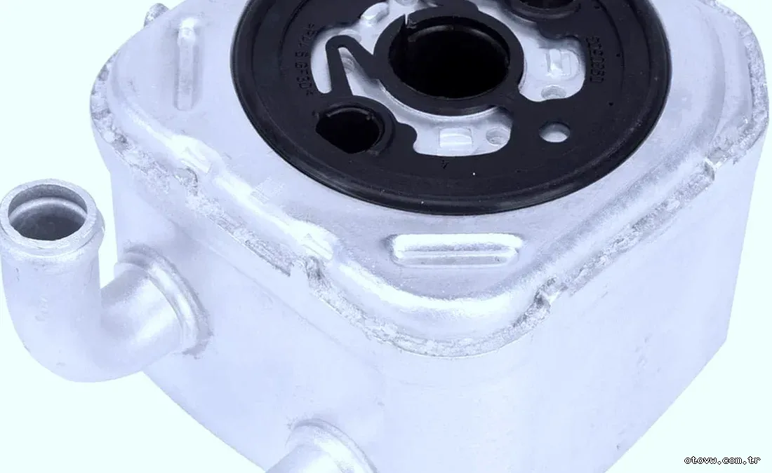Yağ Soğutucusu -BCZ- Motor - 2.5 TDİ - Audi A4 - 2005 - 2008 - İTHAL - 059117021B-1