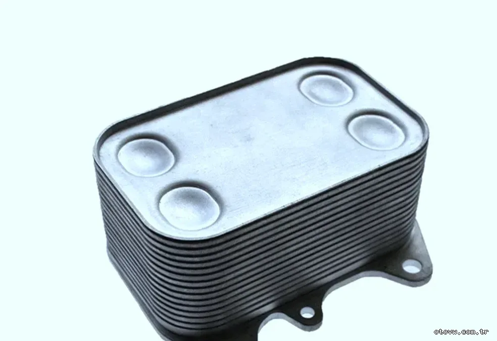 Yağ Soğutucu - CAYC - Motor - 1.6 TDİ - Jetta - 2006 - 2018 - OEM CHİNA - 03L117021C-19