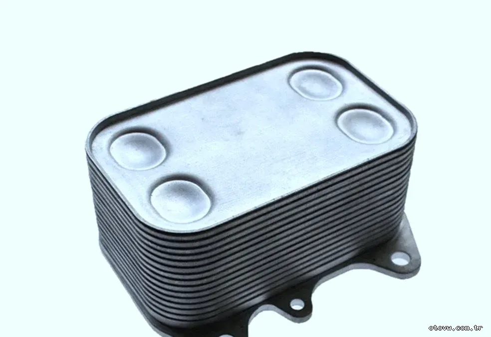 Yağ Soğutucu -CFFA-CFFB- Motor - 2.0 TDİ - Audi Q3 -2012-2014 - OEM CHİNA - 03L117021C-38