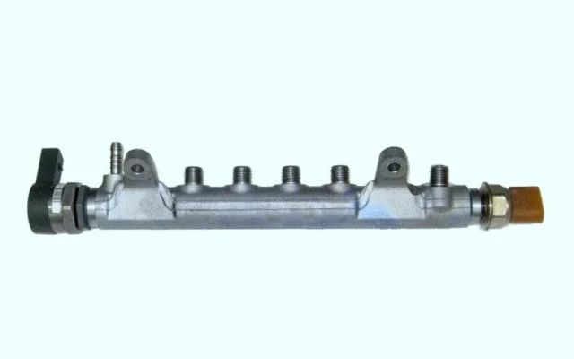 Motor Enjektör Kütüğü Yakıt Dağıtıcısı – CAYC – Motor – 1.6 TDI – Octavia – 2009 – 2013 – 03L130089B-15