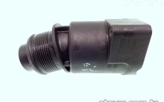 Motor Turbo Amortisörü – CAYC – Motor – 1.6 TDI – Beetle – 2012 – 2016 – 03L131111J-4