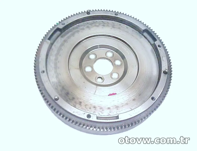 Volant - CAXC - Motor - 1.4 TDİ - Audi A3 - 2008 - 2013 - Orjinal - 06A105266A - 03C105269H-22