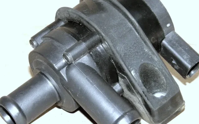 PIERBURG Yardımcı Su Pompası -BZB- Motor – 1.8 TDİ – Superb – 2008-2013